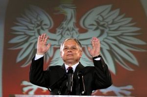 Jaroslaw Kaczynski při projevu